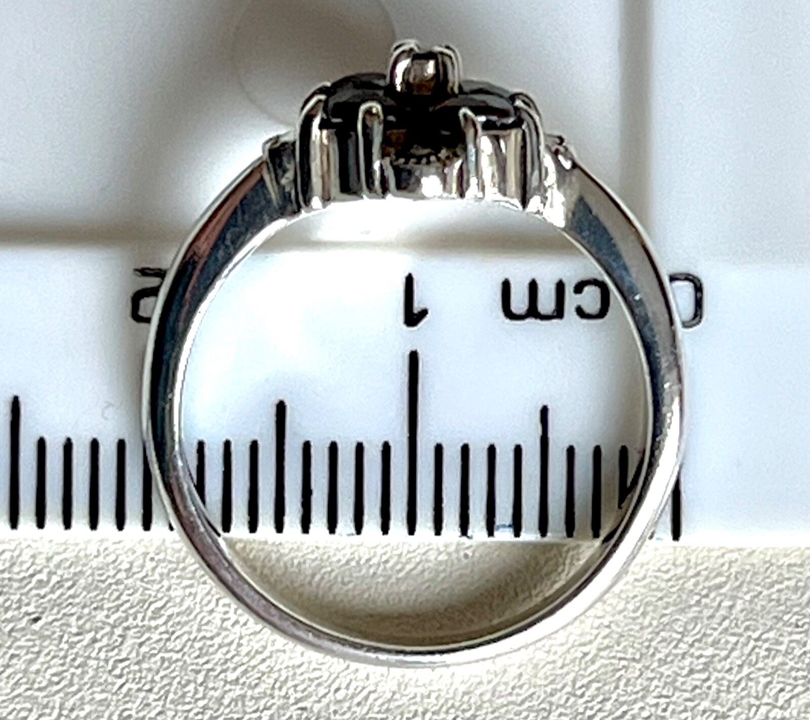 GARNET & SOLID STERLING SILVER RING Size L Semi p… - image 8