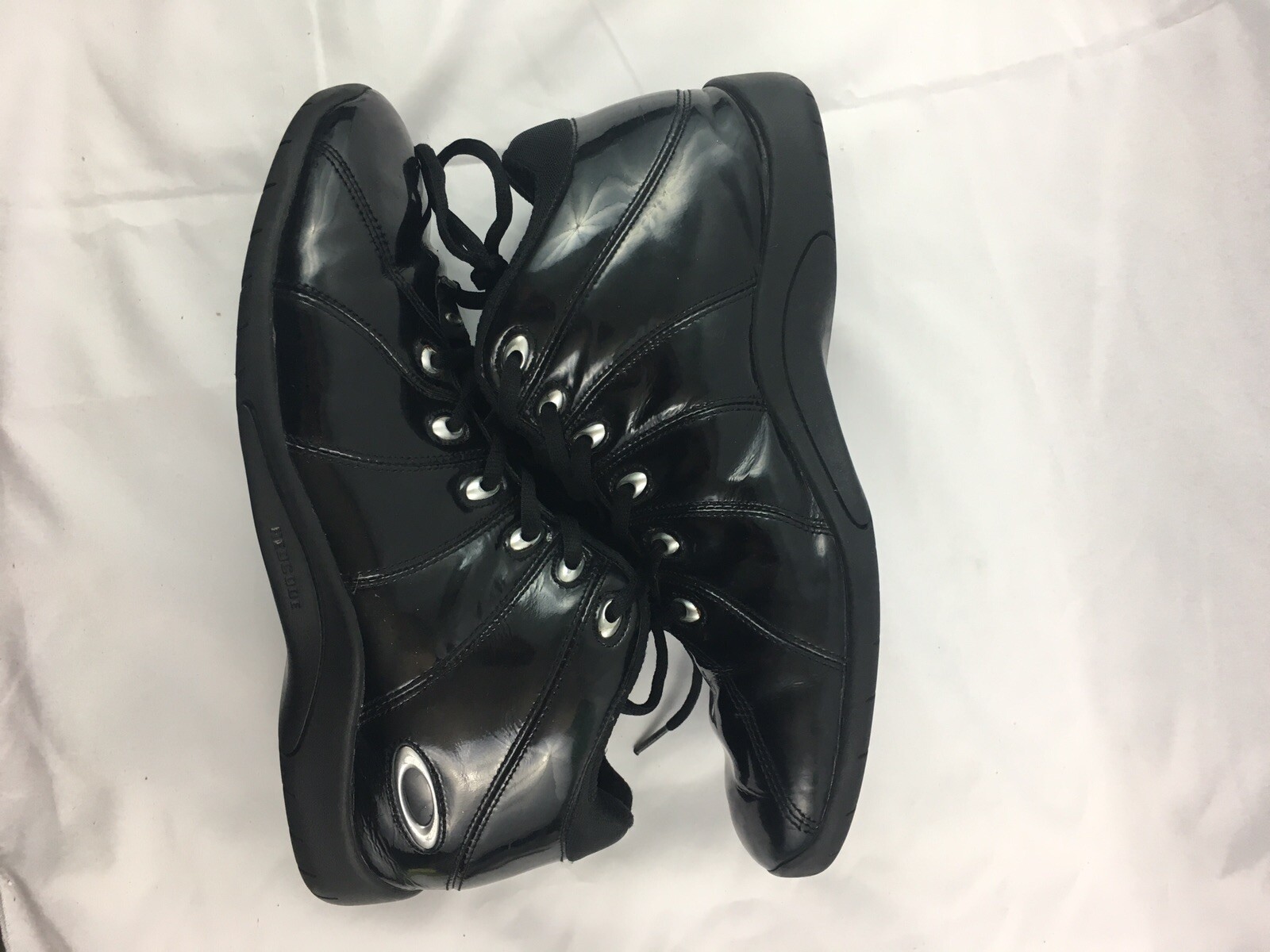 oakley basketball shoes