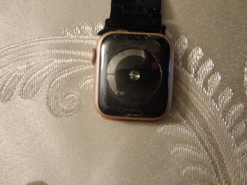 Used Apple Watch Series 5 40mm Rose Gold Case Pink Metal Band GPS 32GB - Photo 4 sur 6