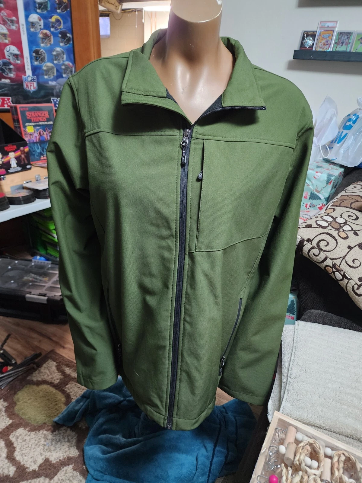 Swiss Tech Softshell Jacket Men's XL Green Full Zip Windbreaker Water Resistant