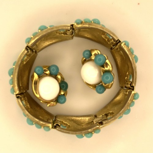 Set Bracciale e Orecchini Vintage Corona Trifari Turchese Cabochon - Tono Oro - Foto 9 di 13