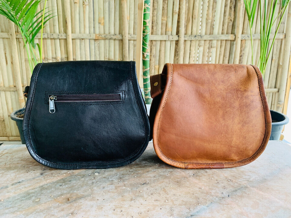 MADE IN ENGLAND VINTAGE SADDLE BAG 中古品 2 Bags Vintage Saddle Bag Genuine Leather Brown/Black Shoulder