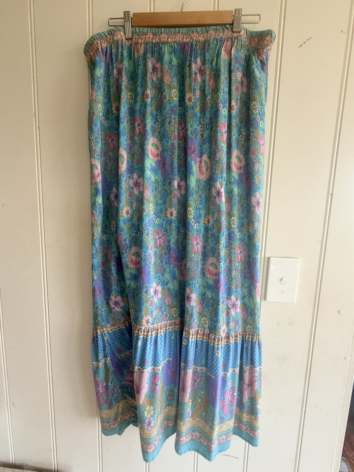 Rustty Dustty Maxi Skirt; Size 3XL, Beach Vibes