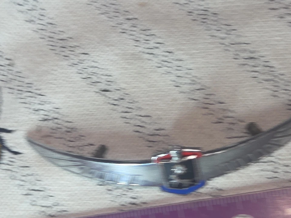 LaSalle 1939 rejilla emblema alas con escudo 39 raro Foto 4 de 4