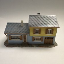 HO Scale Split-level House by Faller (TS 15-8...