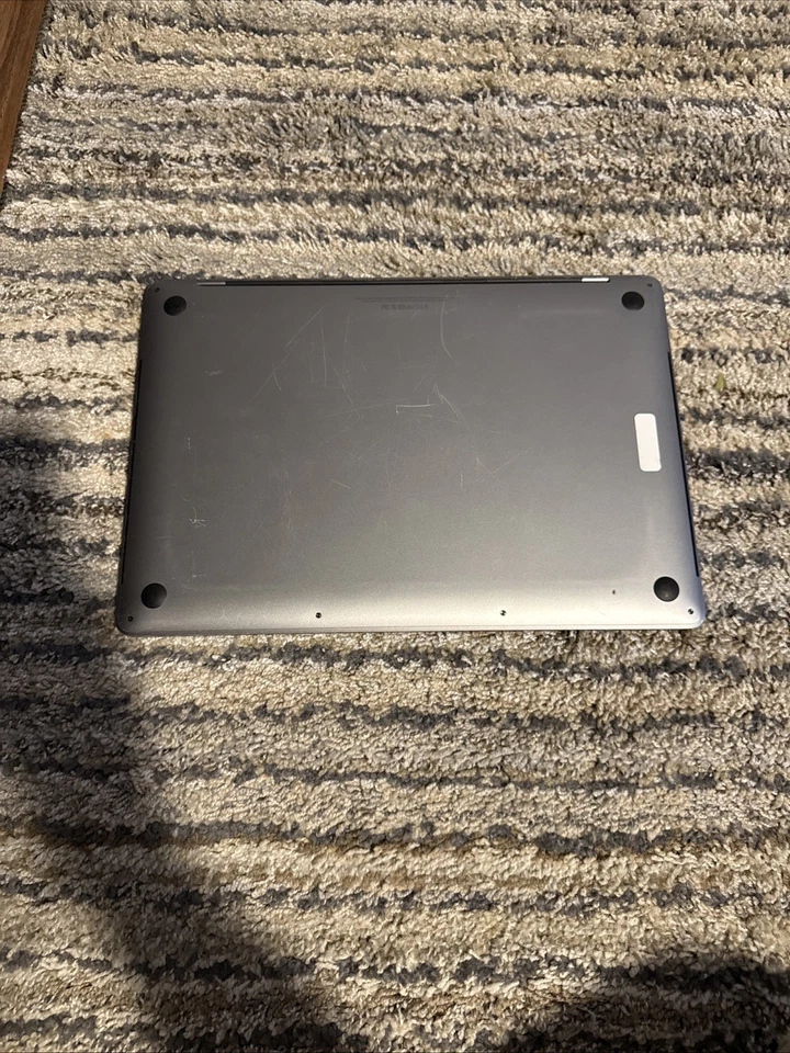 Apple MacBook Pro 13.3'' Laptop 128GB SSD, Space Gray, 2017 Model MPXQ2LL/A - Image 4 of 4