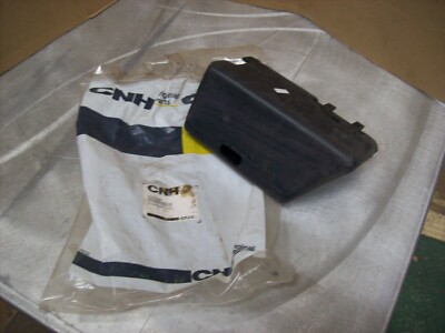 CNH OEM Genuine Reservoir 81871508