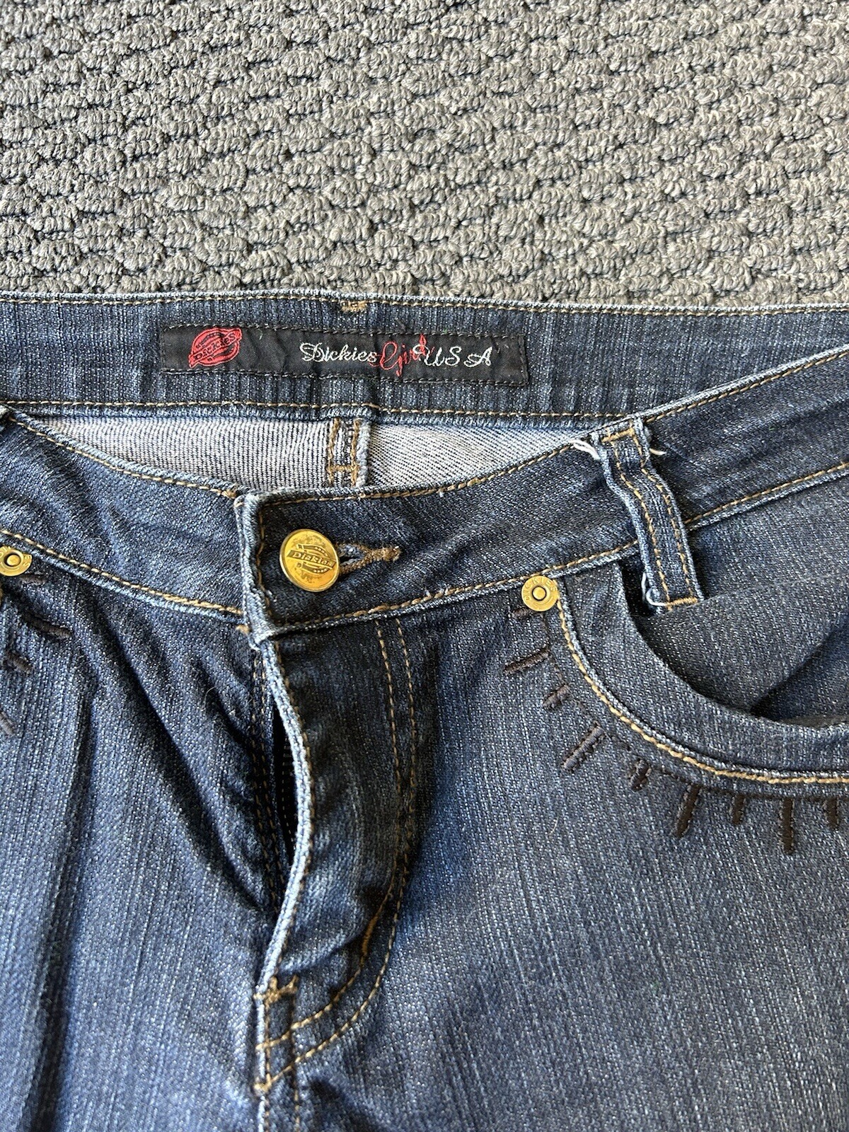 Picture 2 of 6