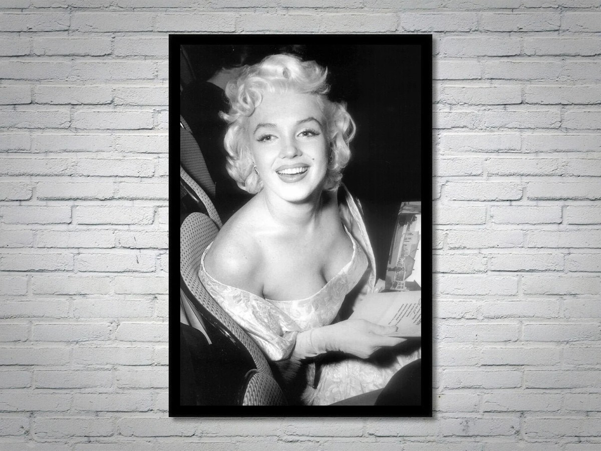 Marilyn Monroe - vintage photography - wall art print - artwork poster