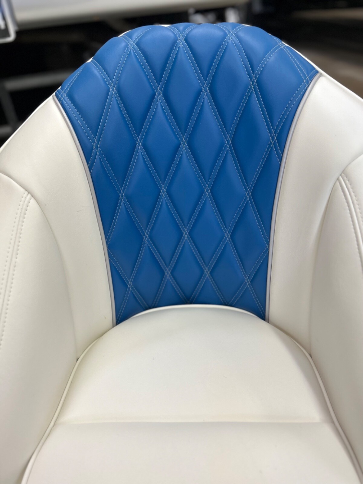 boat seats captains chairs buckets Distintec