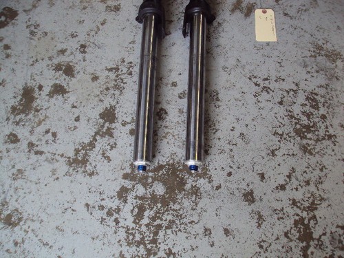 2003 2004 TRIUMPH DAYTONA 600 FRONT FORKS OEM F9 - Bild 5 von 5