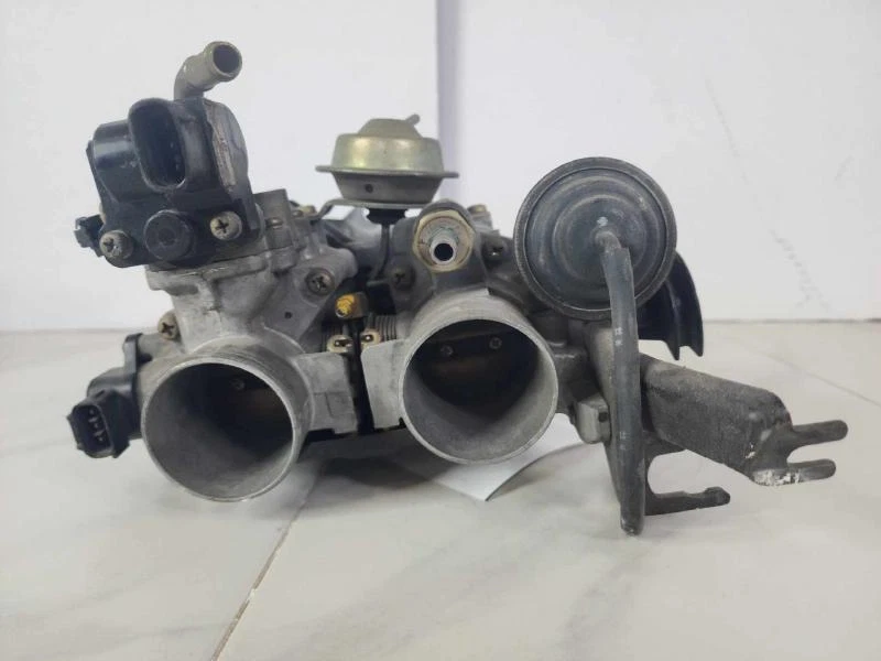 Conjunto de válvula de acelerador de cuerpo de acelerador 3,0 L para Toyota SIENNA 2001-2003 Foto 2 de 4