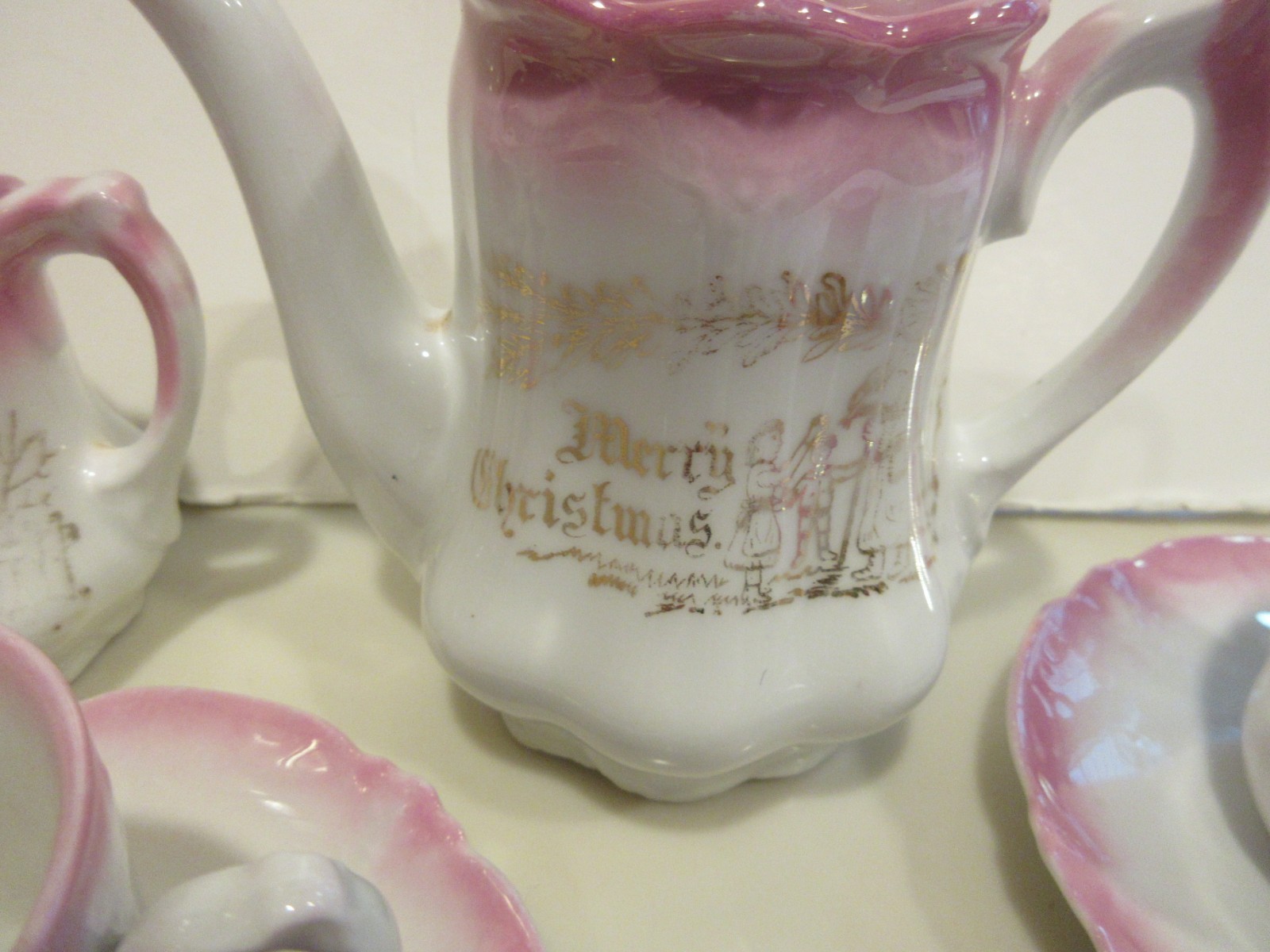 LEUCHTENBURG GERMANY" MERRY CHRISTMAS" PORCELAIN 15 PIECE CHILDS TEA SET