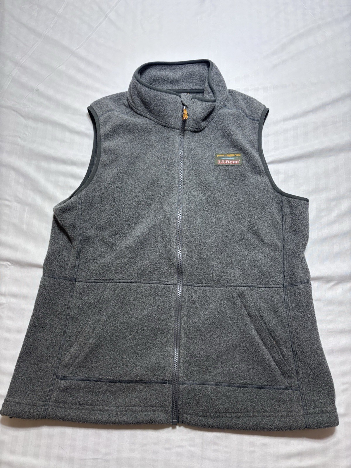 LL Bean Men's Medium Gray Full Zip Fleece Vest Pullover Fast Shipping