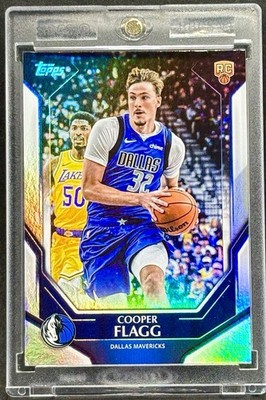 Cooper Flagg ROOKIE RC  BLUE REFRACTOR  CARD TOPPS MAVERICKS