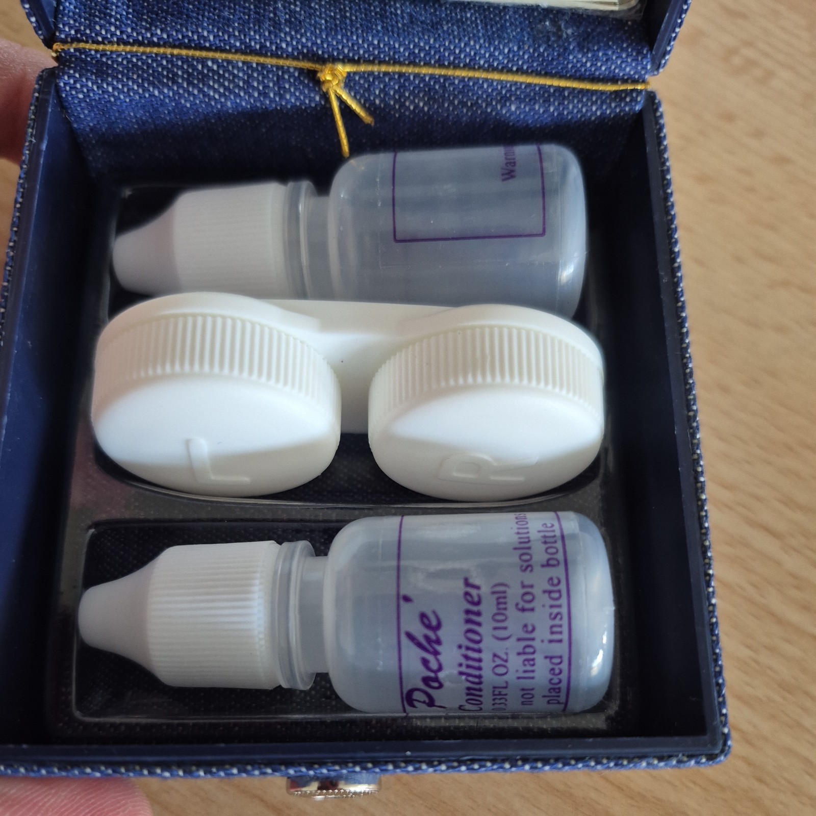 Contact Lens Case Travel Box with Mirror Clean Solution Bottle Gold Tone NEW