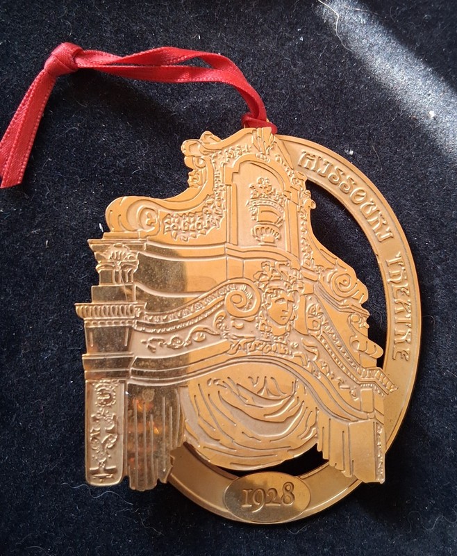 Missouri Theater 1928 Xmas Ornament 21/2 x3"