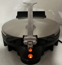 Prensa de tortillas para hacer pan plano CucinaPro modelo 1443 Cucina Pro inoxidable