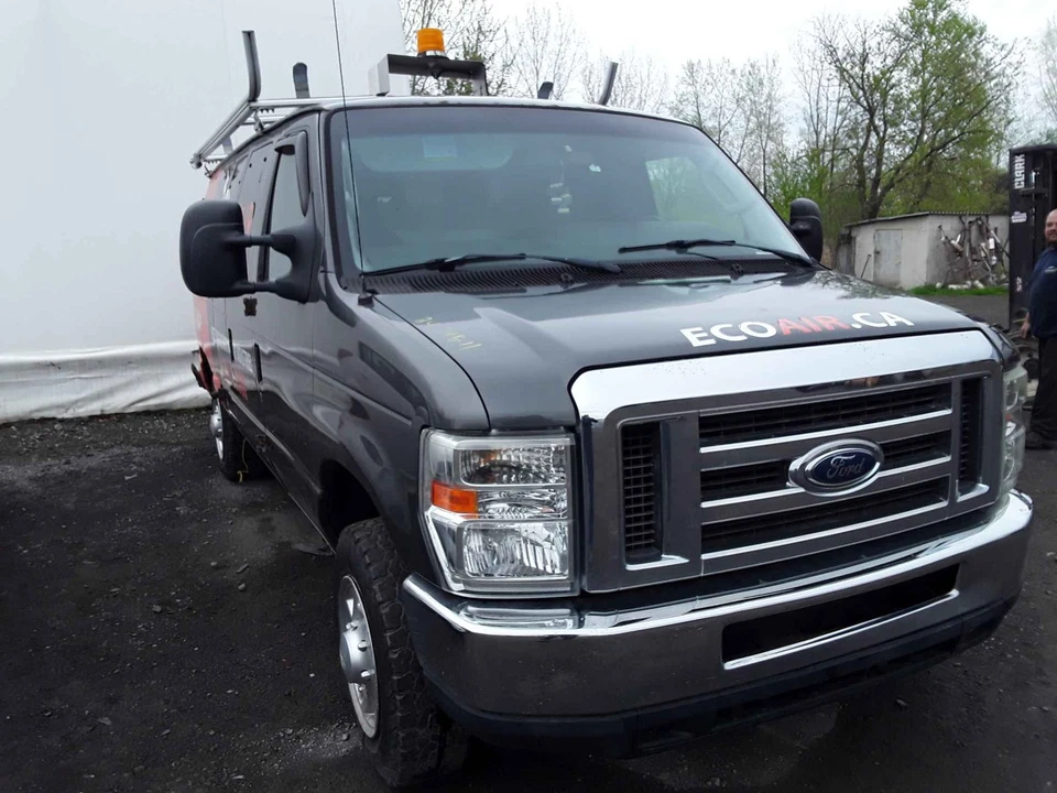 Used Air Cleaner Assembly fits: 2011 Ford E150 VAN 4.6 Grade A Foto 2 de 4