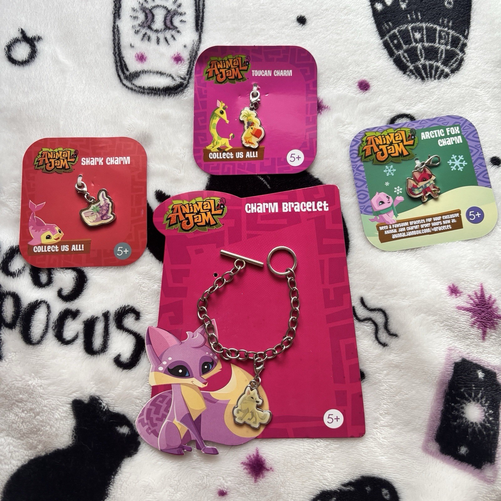 Animal Jam Subscription Box 2017 Charm Bracelet Set