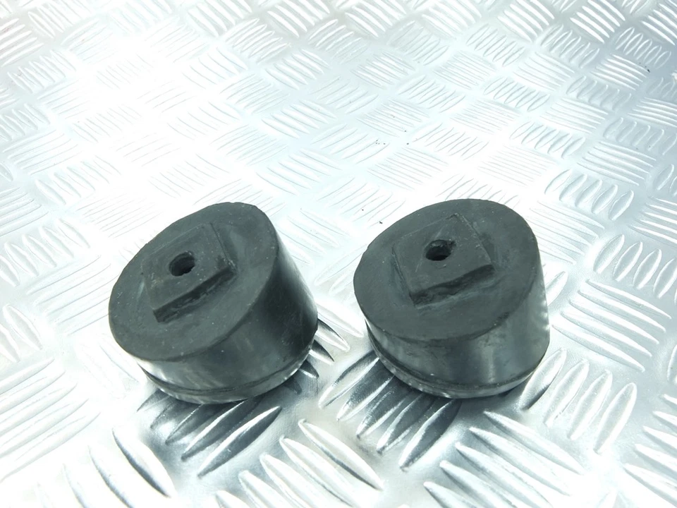 DATSUN 620 520 521 TailGate Rubber Bumper fit  Pickup  truck  - Imagem 2 de 2