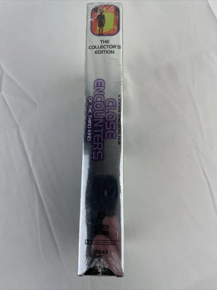 Close Encounters of the Third Kind (VHS, Collector's Edition) Steven Spielberg - Image 3 of 4