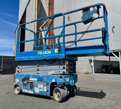 2018 Genie GS 1930 Electric scissor lift 19ft