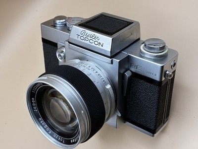 [CLA d] Topcon RE Super with RE Auto-Topcor  50mm f1.4 Lens + 2 Viewfinders