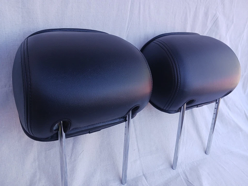 2003-2009 RANGE ROVER LAND ROVER OEM REAR HEADREST SET - Image 4 of 4