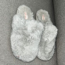 Easy Spirit Slippers Womens 5-6 Slip On Mules Gray Faux Fur Comfort Indoor NEW
