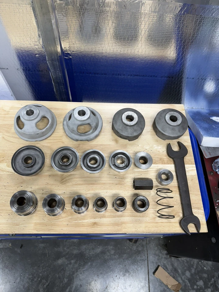 Conjunto adaptador de torno de freio Ammco 19 peças para torno de freio - Imagem 3 de 4