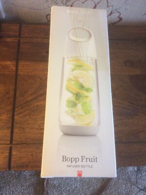 NEU UND VERPACKT XD Design Unisex Bopp Obst-Ei Flasche, weiß