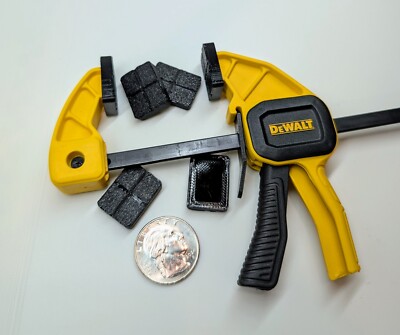 DeWalt Replacement Grip Jaw Pads Small 35 lb Trigger/Bar Clamps (6 pack) USA
