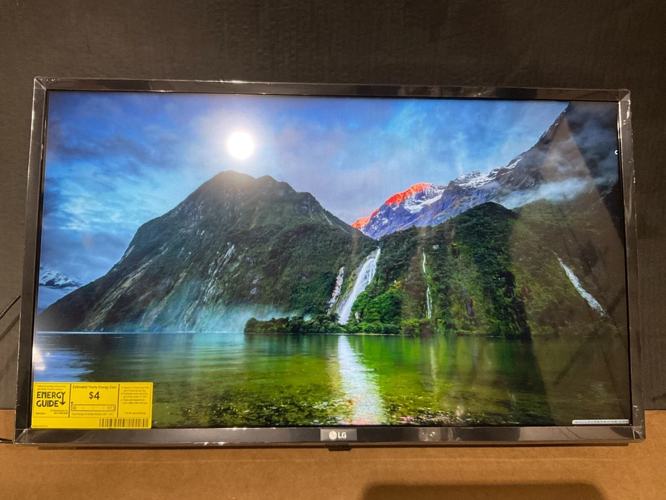 LG 32" LED LCD Hospitality TV 720p 32LT340HBUA ✅❤️️✅❤️️ New Open Box! - Image 4 of 4