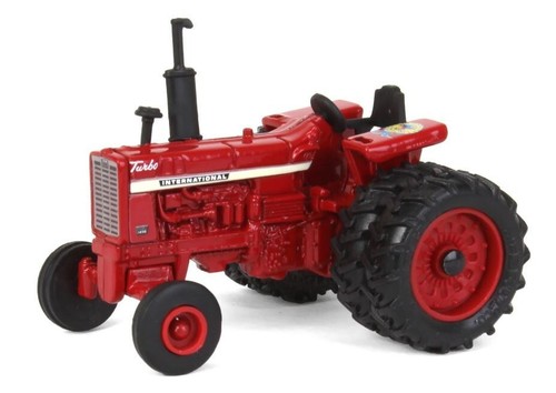 1/64 2024 FFA IH Farmall 1456 con dobles traseros ZFN44374 44374 ERTL - Imagen 2 de 2