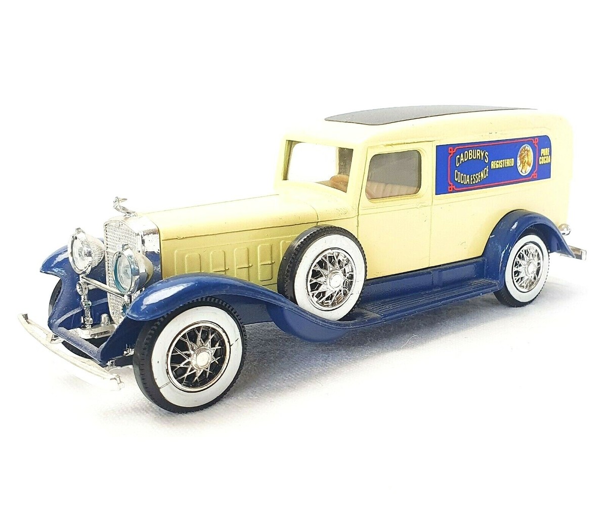 Solido 1:43 CADILLAC 452 V16 CADBURY'S COCOA ESSENCE COMMERCIAL