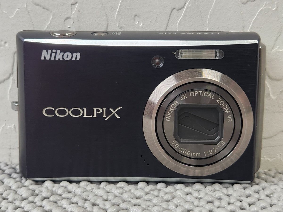 Nikon COOLPIX 10.0メガピクセル 品 Nikon COOLPIX 10.0メガピクセル