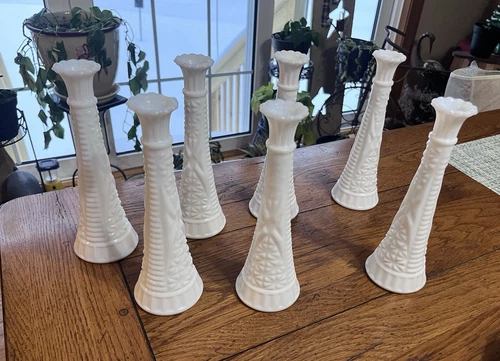 LOT OF 7 VINTAGE 9" ANCHOR HOCKING MILK GLASS STARS N BARS FLOWER BUD VASE