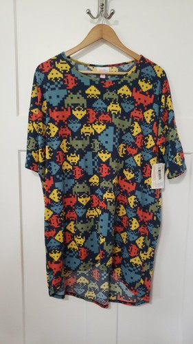 LuLaRoe Irma Shirt Womens Small Atari Space Invaders Gamer Tunic High Low NWT 