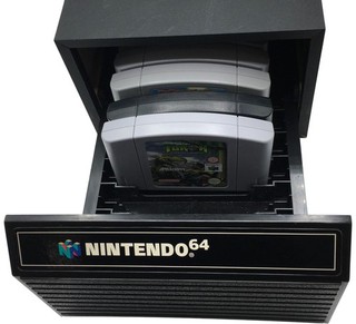 Nintendo 64 Game Pak Storage Box with 5 Games Untested (GH146T)