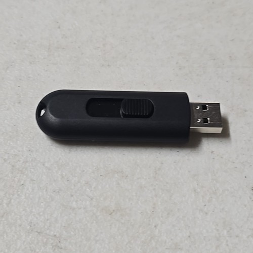 onn. USB 2.0 Flash Drive for Tablets and Computers, 128 GB Capacity (M) - Afbeelding 4 van 6