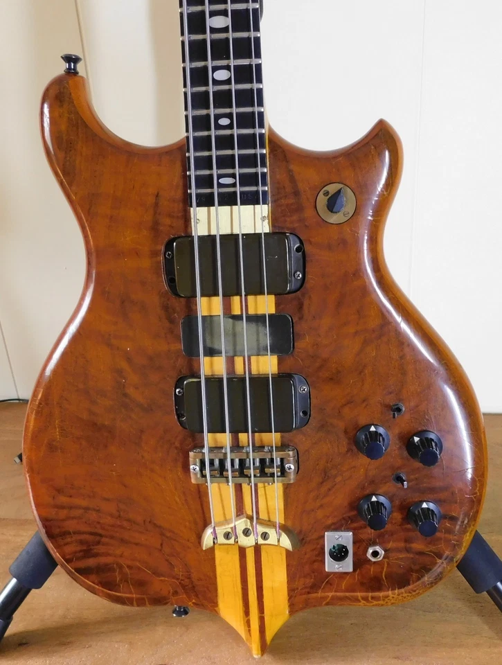 ¡Bajo eléctrico Alembic Series 1 1979! Foto 2 de 4