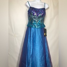 Joli Prom Turquoise Sequin Ball Gown Formal Dress Women  s Size 4