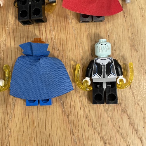 LEGO Marvel Minifigure Lot Thor Uatu Falcon Shang-Chi Hawkeye Ebony Maw Venom + - Picture 8 of 9
