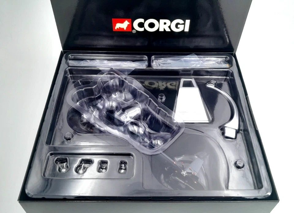 CORGI 1/72 AA33414 WESTLAND SEA KING HAR.3 - Immagine 2 di 4