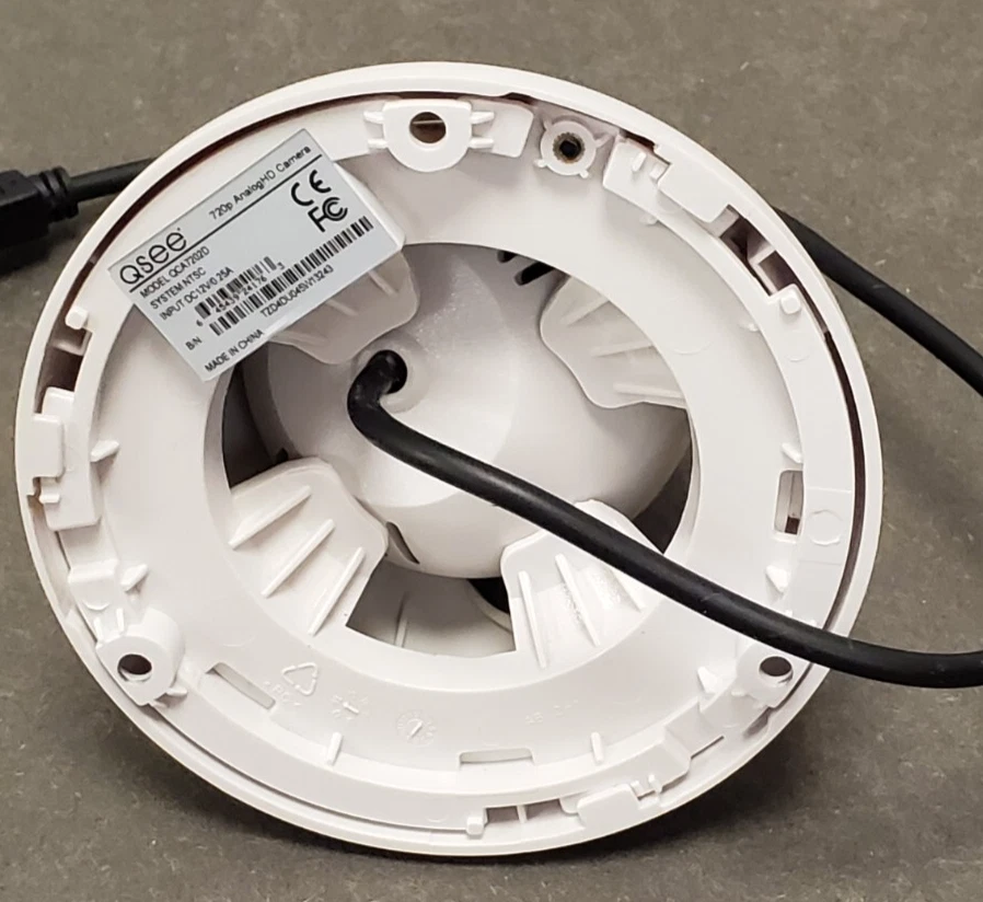 Lote de 2 cámaras domo analógicas QSee QCA7202D HD 720P Foto 3 de 4