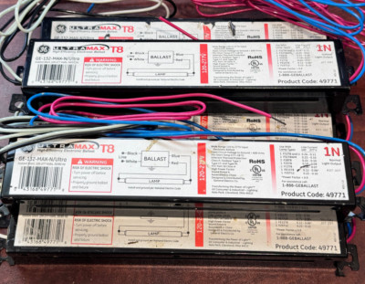 5 x GE 49771, Ultra Max Electronic Ballast Instant Start T8 GE-132-MAX-N/Ultra
