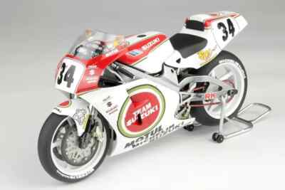 PSL PLATZ/BEEMAX 1/12 Suzuki RGV-Γ (XR79) 1993 WGP500 Champion