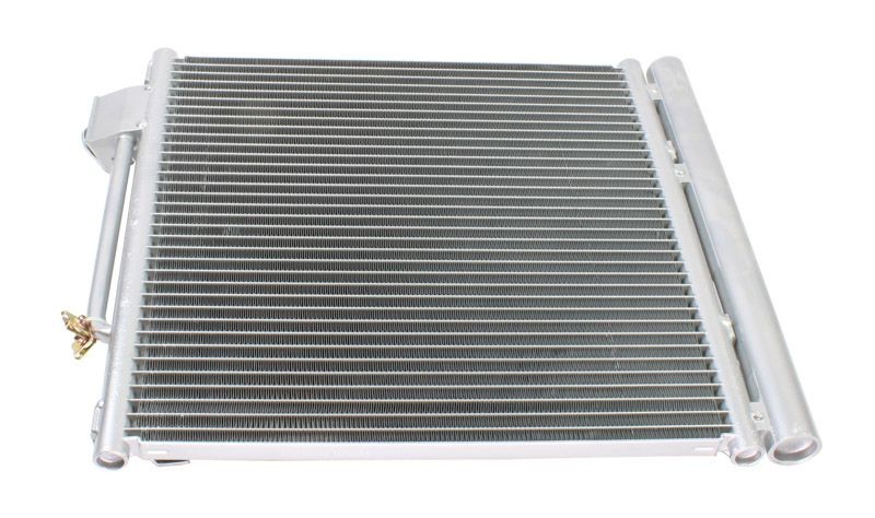 Condenseur de clim MAXGEAR contre les fuites de gaz pour remplacer le OE 600835700F