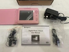 Sungale TD350A 3.5" Digital Picture Frame Pink